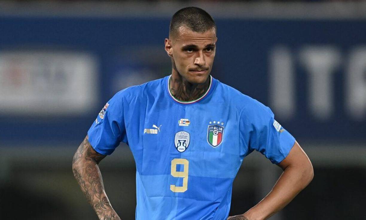 El PSG ha lanzado una oferta de 50 millones de euros al Sassuolo para el traspaso del delantero italiano Gianluca Scamacca .