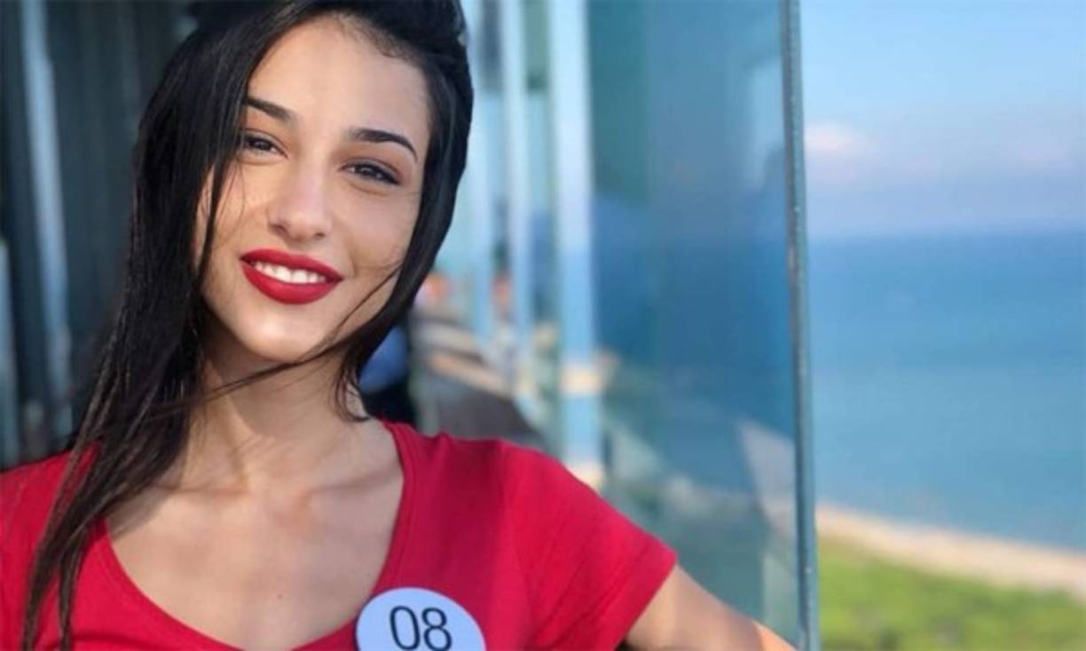 La joven Chiara Bordi de 18 años es una exitosa modelo que es feliz y se enfrenta al mundo tal cual es.