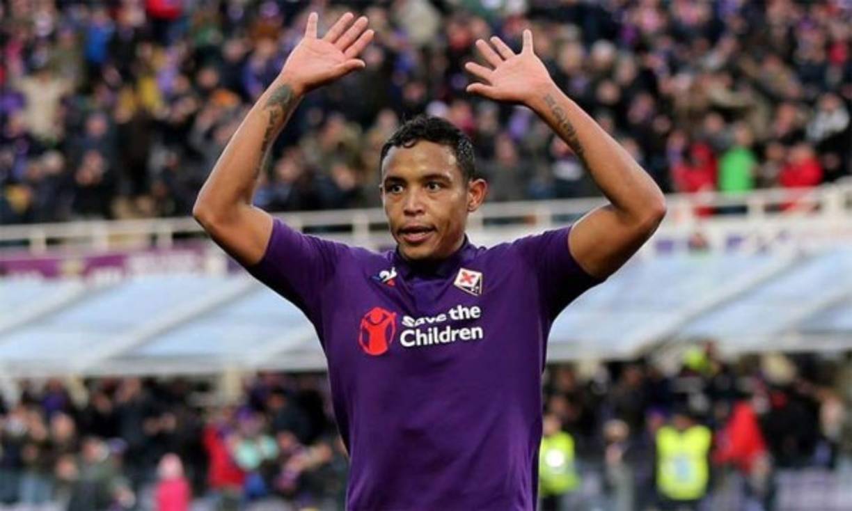 En declaraciones a la Gazzeta dello Sport, el colombiano Luis Fernando Muriel manifestó su deseo de seguir jugando para la Fiorentina la próxima temporada. El delantero, cedido por el Sevilla, tiene una opción de compra de 15 millones de euros.<br/>