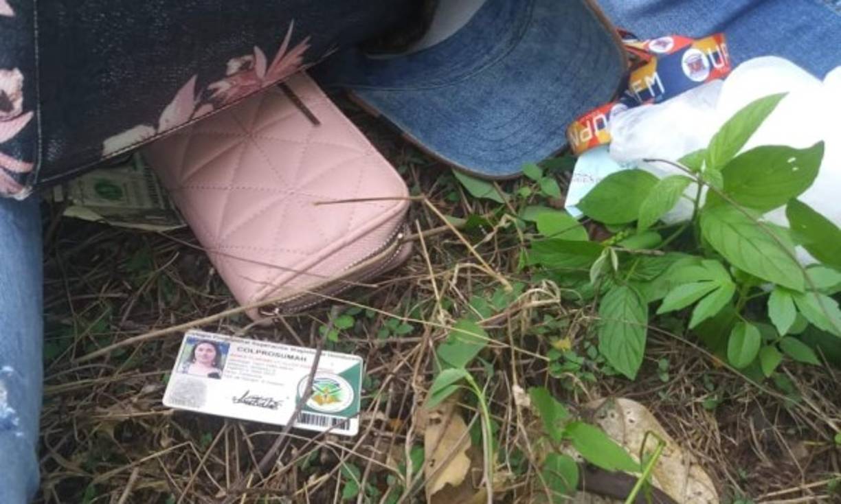 La pareja fue ultimada en la comunidad de San Juan de Olomán. Cerca de los cuerpos se encontró el carnet del colegio magisterila al que estaba afiliada la profesora Ingrid Ulloa.