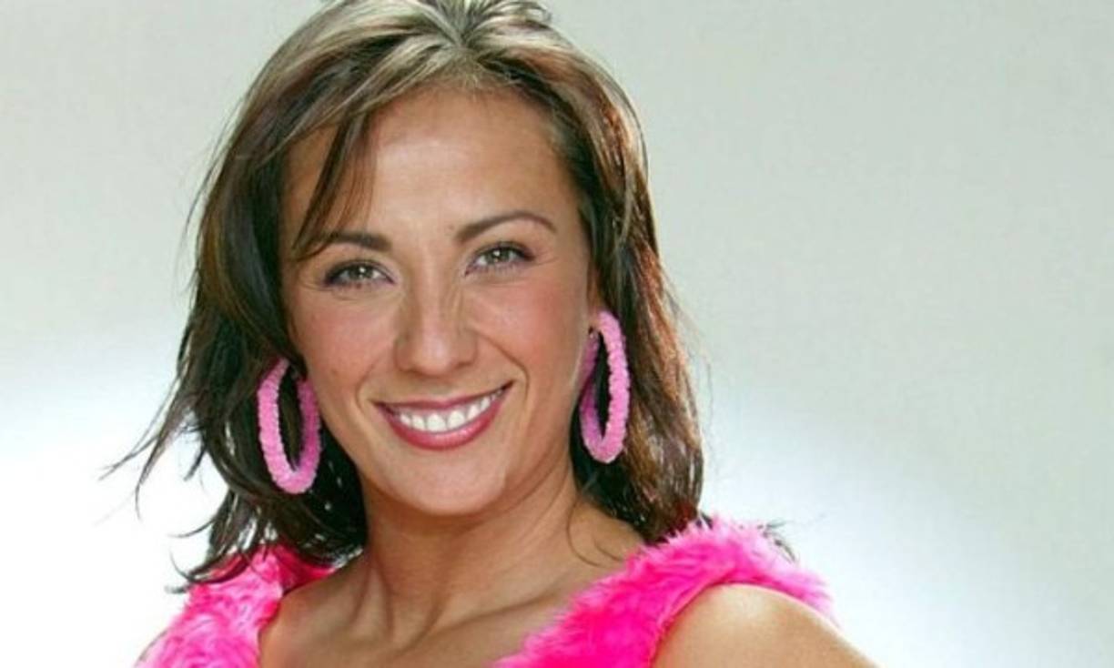 Si bien, Federida Peluche fue creada por el cómico Eugenio Dérbez, fue la actriz mexicana Consuelo Duval que le dio alma y cuerpo al cómico personaje.