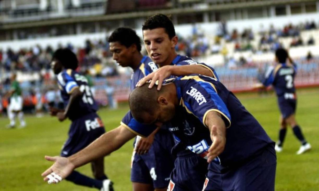 Diogo Fernandes - Motagua también se caracterizó por no cerrarle las puertas a los extranjeros. Por ejemplo, este brasileño firmó por Motagua y el club lo cedió al Victoria, para en el 2008 ser adquirido por el Boavista de Portugal.