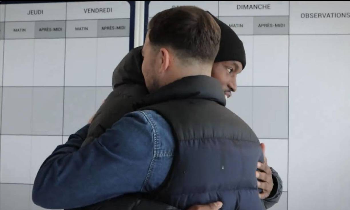 Lo primero que ha hecho Alberth Elis es visitar a sus compañeros del Girondins de Burdeos después de salir de la clínica.