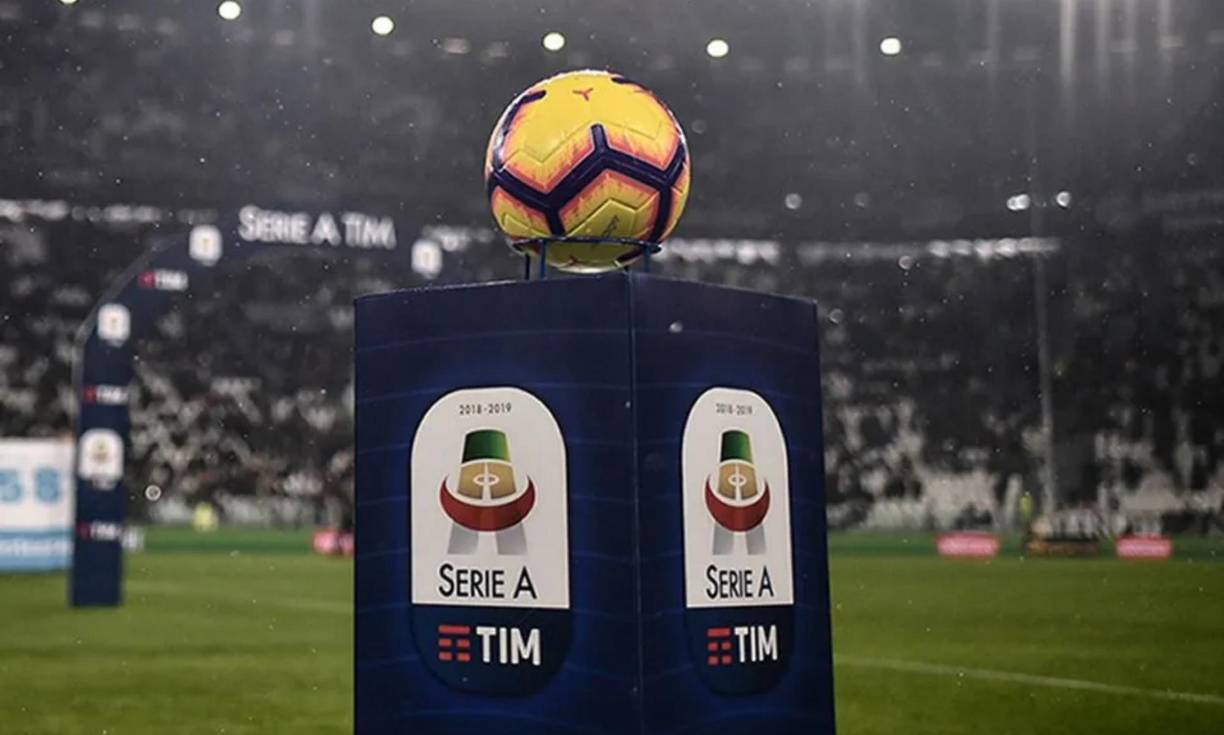 Otro de los planes en Italia es poner normas para que los equipos de la Serie A le deban brindar minutos y espacios a los jóvenes de nacionalidad italiana.