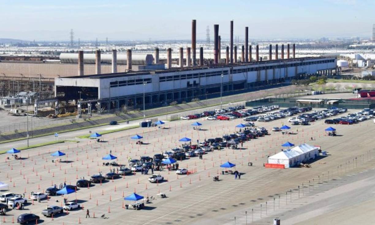 'Para las personas de cierta edad que están en pueblos un poco remotos y no pueden moverse fácilmente, es una verdadera bendición', se felicita Jéremy Miclo, médico voluntario en el servicio de bomberos y de socorro local. Marie Janne Grogan, una jubilada, confirma: '(Sin el 'Vacci'bus') No habría venido, porque odio pedir servicios a los demás'.