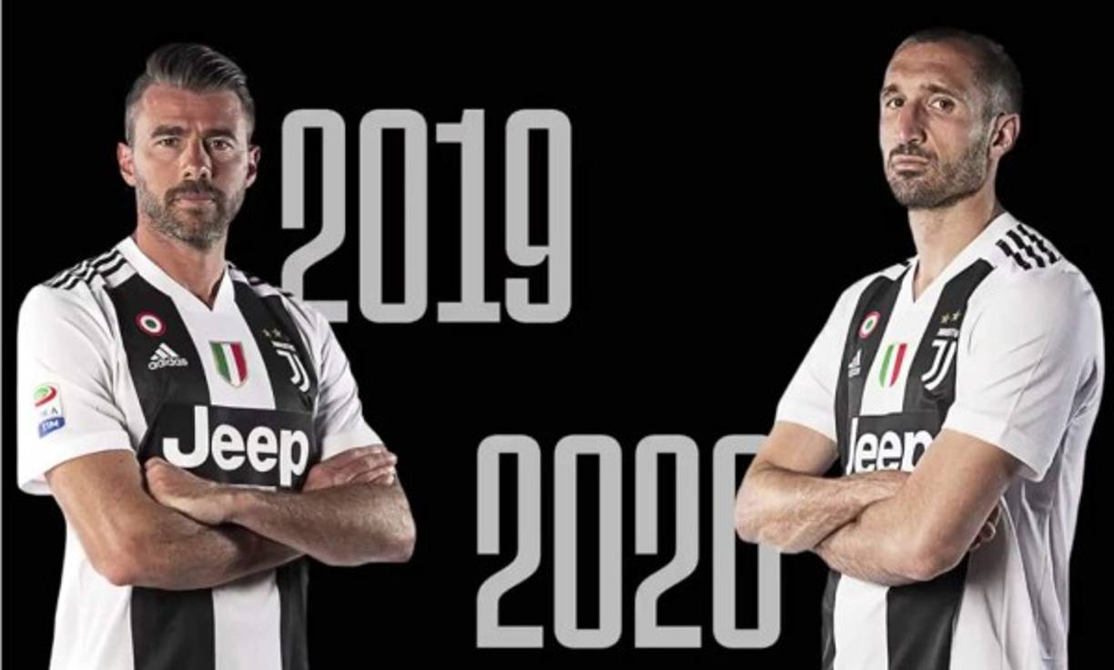 Giorgio Chiellini y Andrea Barzagli renuevan contrato con la Juventus por una y dos temporadas respectivamente. El primero cumplirá 34 años en agosto y el segundo cumplió los 37 en mayo.