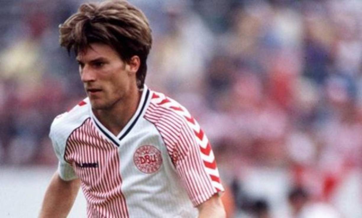 Michael Laudrup (Dinamarca). Sus desavenencias con el entonces seleccionador, Richard Moller Nielsen, por razones tácticas, durante la fase previa de la Eurocopa de 1992, fueron la causa por la que la estrella se perdió el torneo organizado por Suecia, en la que Dinamarca se proclamó campeona.