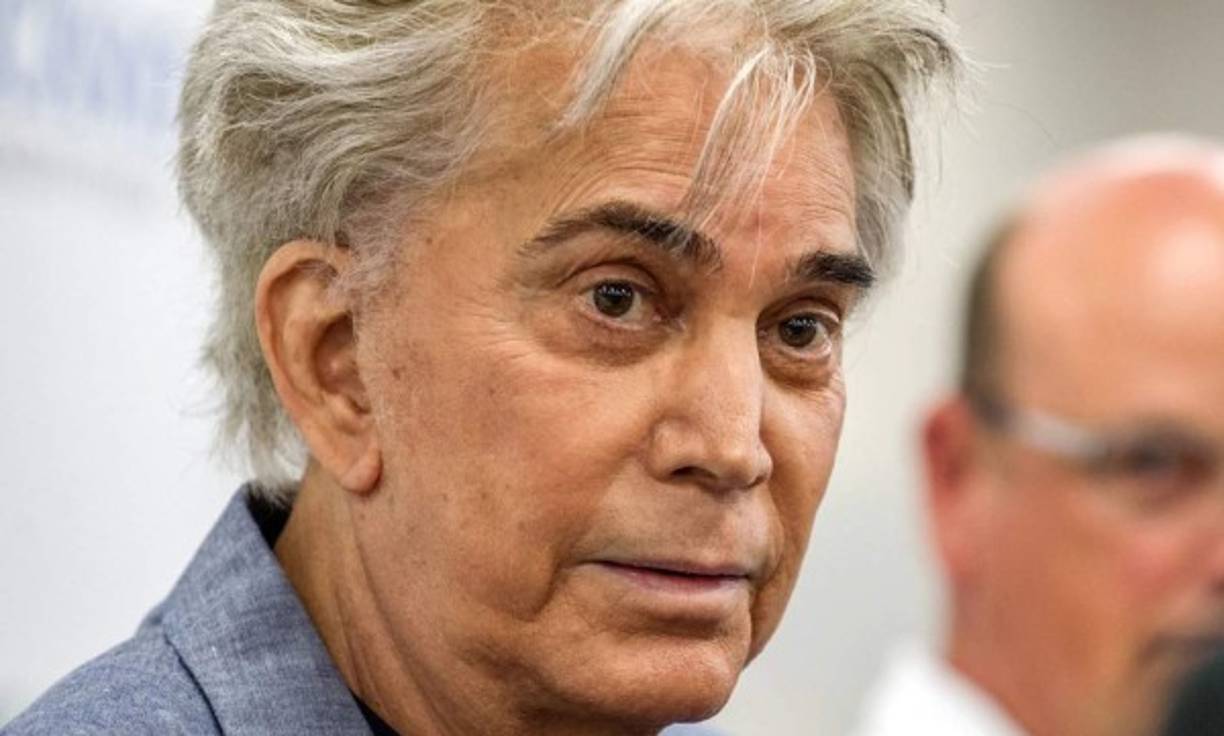 José Luis Rodríguez 'El Puma', En el año 2014, salió un rumor sobre la muerte del cantante, pero horas más tarde, él mismo posteó un video en YouTube desmintiendo lo dicho.