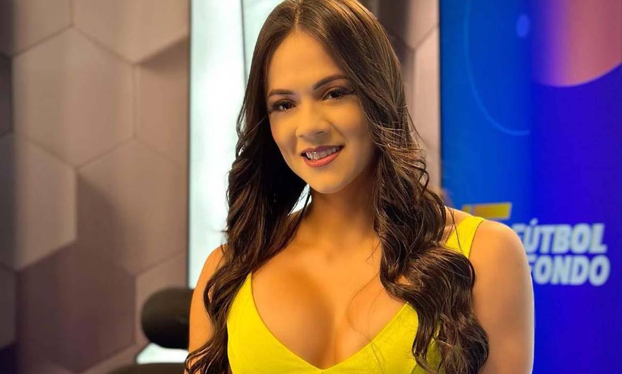 ¿Porqué replicar lo dicho por un impresentable como Ponce? Eso confirma que lo que dice el p.... ese, pueda que sea verdad. No sé, a veces es mejor no decir nada”, le dijeron a Isabel Zambrano. 