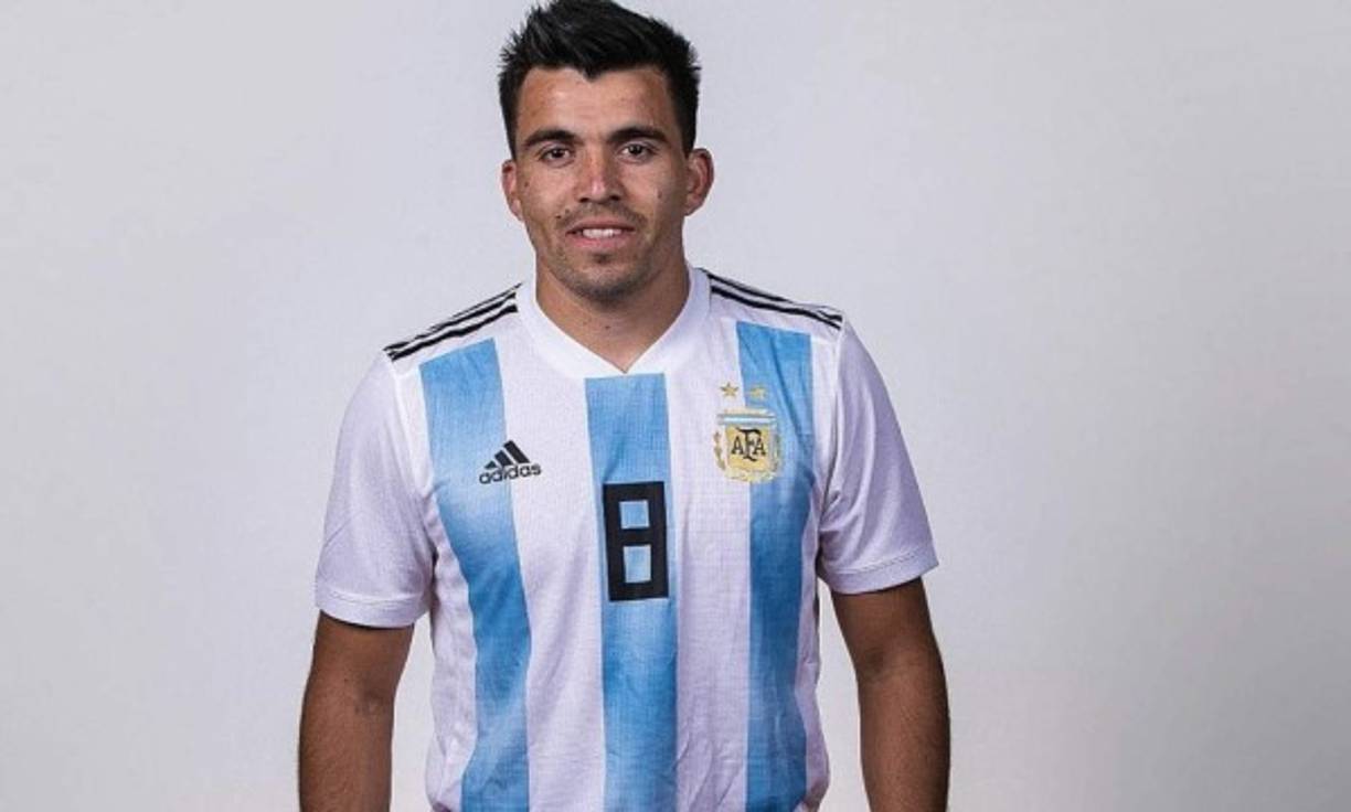 Marcos Acuña: Sería una de las sorpresas en el 11 titular de Argentina ante Brasil. Estará en el centro del campo, juega en el Sportig Lisboa de Portugal.