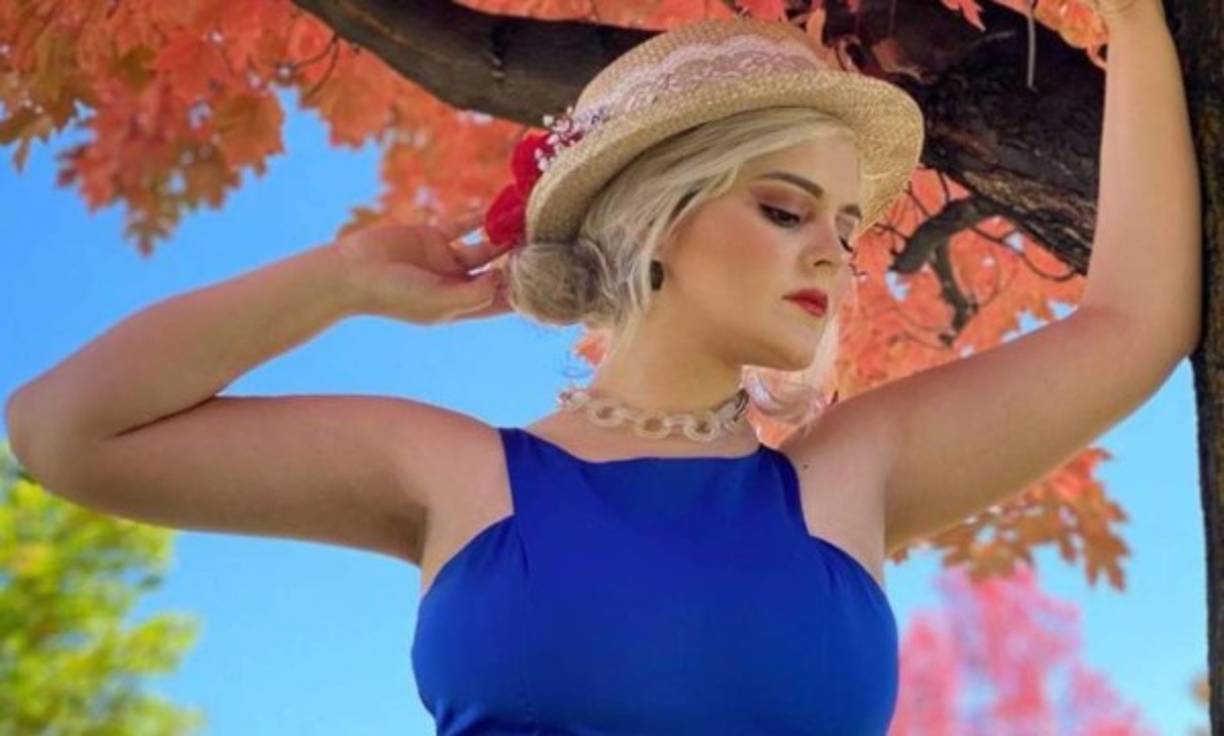 Expresó que a sus 28 años de edad estaba comprobando que era verdad, pues ya no veía casi nada y tuvo que comprar un IPod para poder leer bien las letras.<br/>