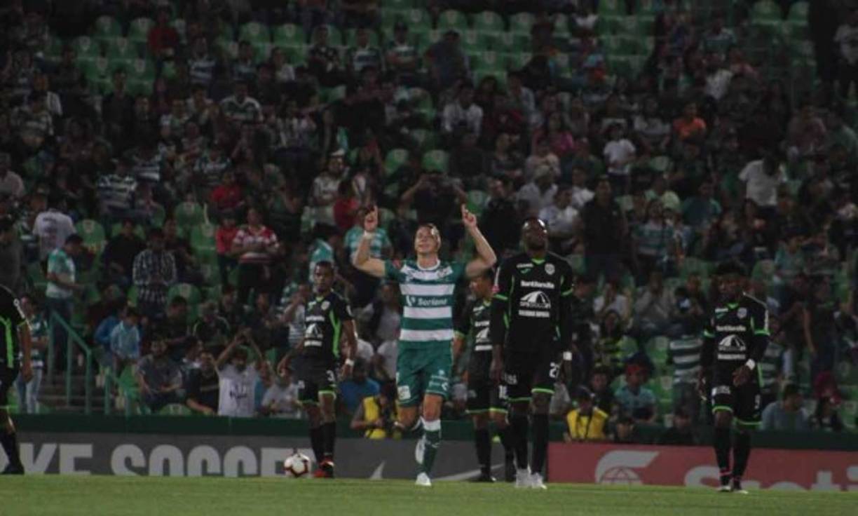 Marlos Moreno, el argentino Julio Furch y los mexicanos Ulises Rivas, Eduardo Aguirre y Diego de Buen sentenciaron la goleada del Santos Laguna ante Marathón