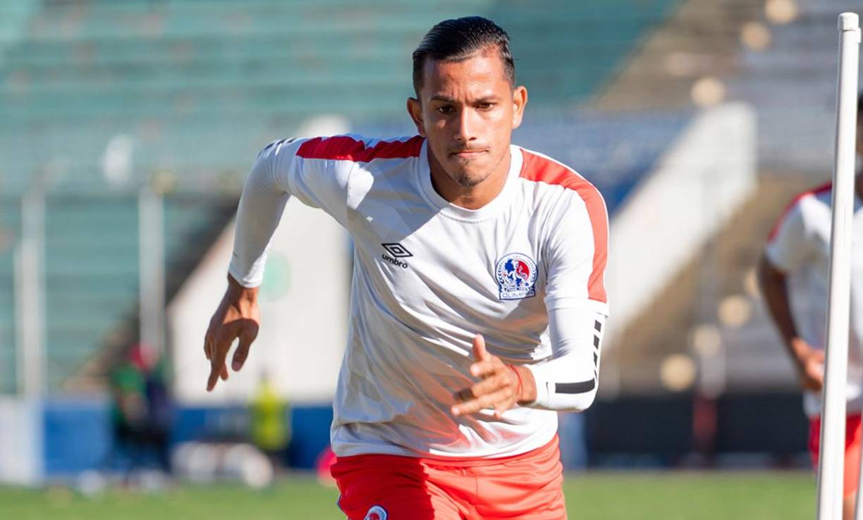 Edwin Rodríguez: El volante del Olimpia es el segundo jugador con más valor en la Liga Nacional ya que tiene un costo de 350 mil euros.