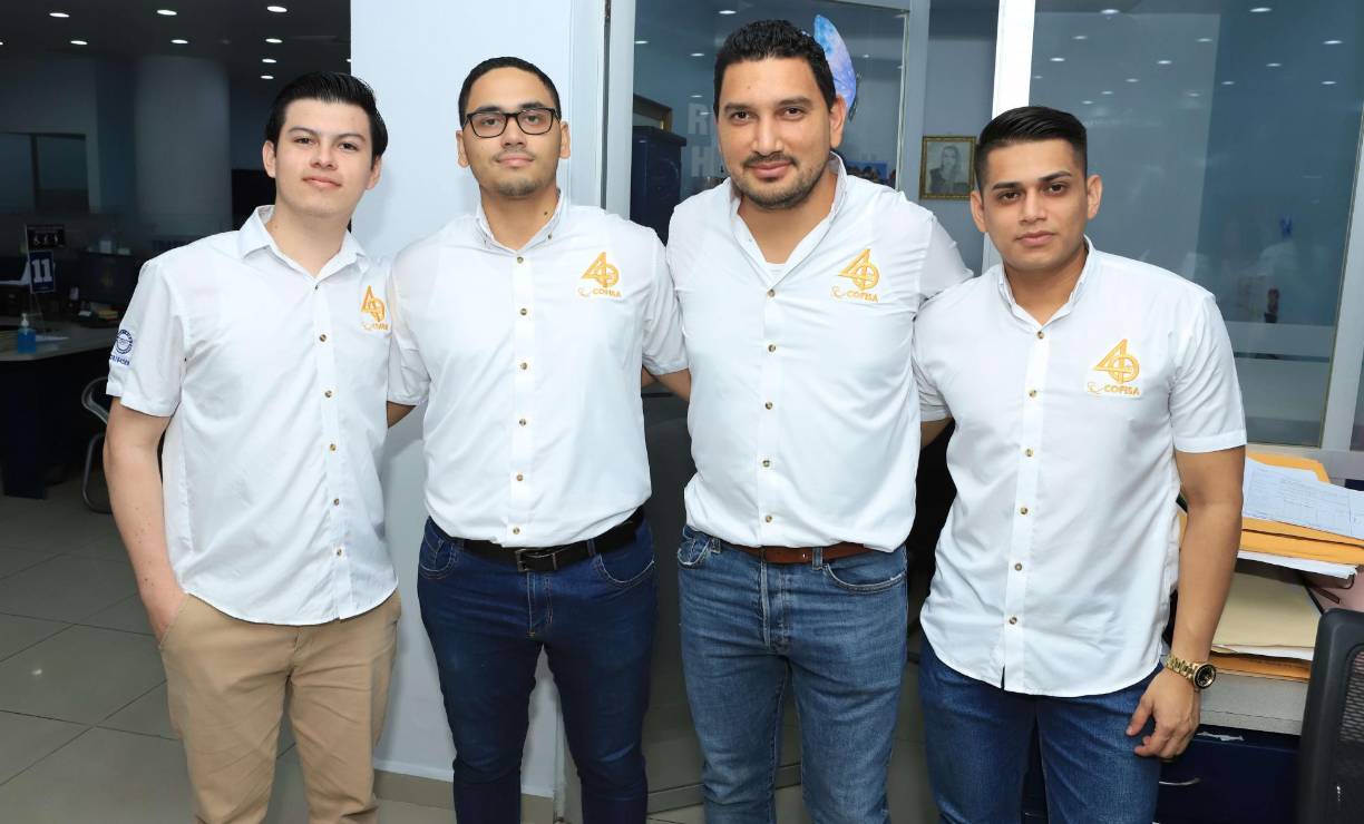 Manuel Cárcamo, Elías Belot, Héctor Sandoval y Luiggy Moradel