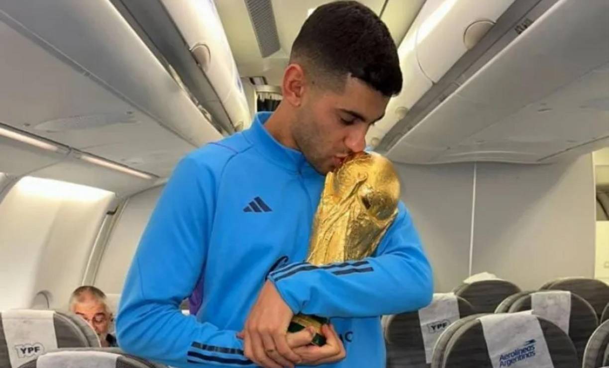 El defensor Cuti Romero.