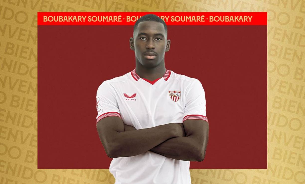 El centrocampista francés Boubakary Soumaré, del Leicester City inglés, jugará cedido esta temporada en el Sevilla, que podrá ejercer el próximo verano una opción de compra por valor de 15 millones de euros, según indicaron a EFE fuentes de la operación.