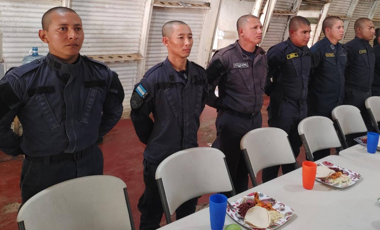 Nacido en Japón, pero nacionalizado estadounidense, Fujiyama se ha ganado el corazón de los hondureños con sus obras sociales en sectores menos favorecidos del país.