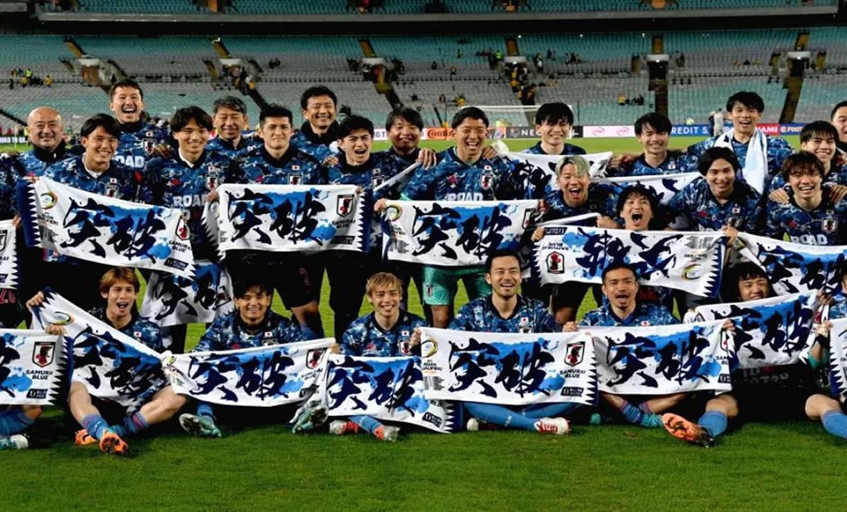 Japón - La selección nipona clasificó a su séptimo Mundial tras 1998, 2002, 2006, 2010, 2014, 2018 y ahora 2022.