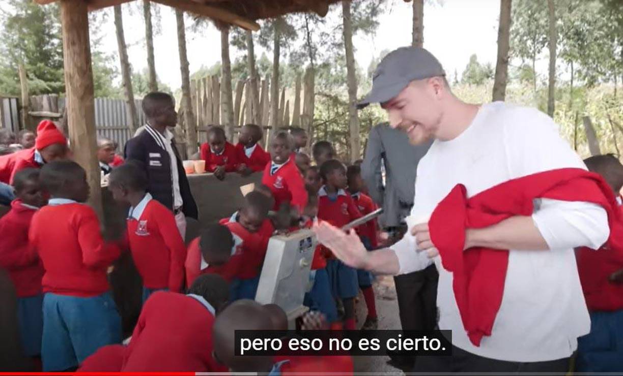 A pesar de las buenas intenciones y de los comentarios que aplauden esta acción, también se generaron críticas al respecto, expresando el descontento de algunas personas ante una obra pensada a corto plazo. 