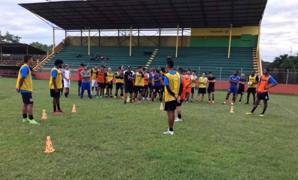 El Honduras Progreso arrancó la pretemporada bajo las órdenes de Hernán García y en el equipo están a prueba los jugadores Bayron Méndez, ex del Olimpia, Platense y Parrillas One, y Jorge Zaldívar, que ya jugó en el pasado en el club progreseño.