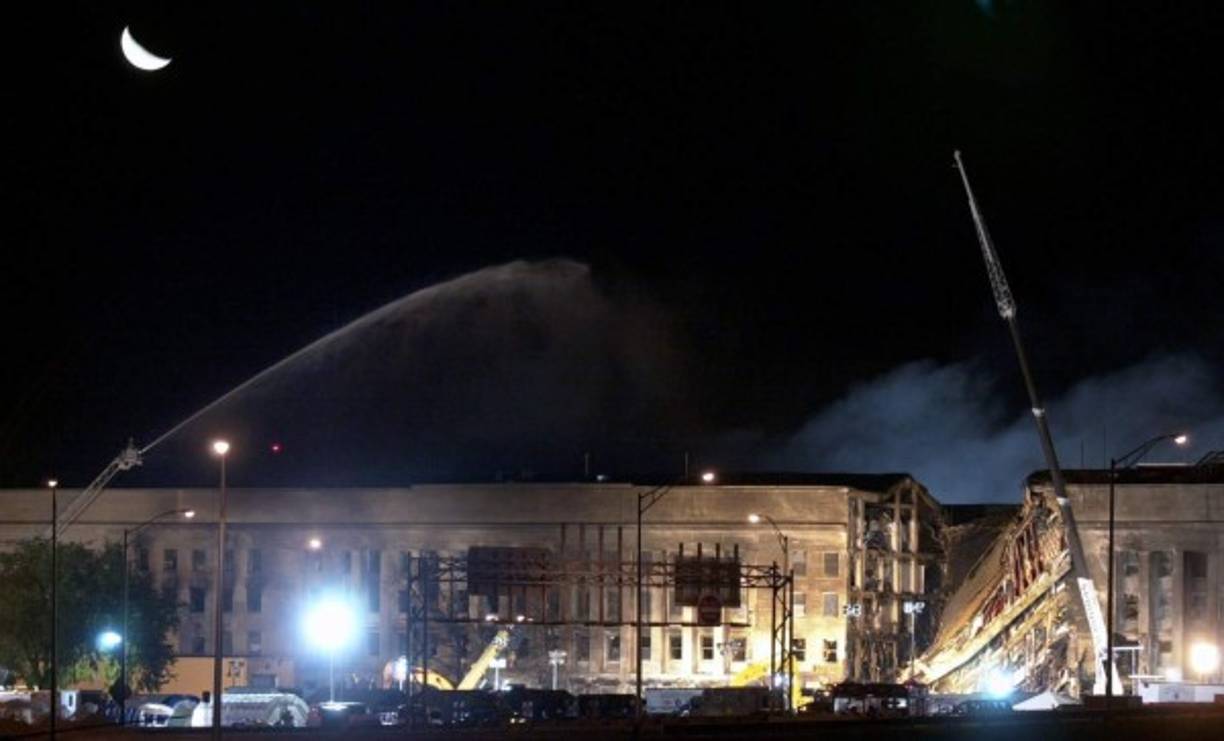 El mandatario fue enviado al búnker de la Casa Blanca tras la evacuación de todos los edificios gubernamentales en la capital estadounidense.