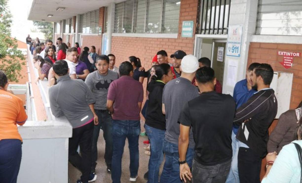 En Cortés son más de 1,000 plazas que se darán y unas 14,000 horas clase para el nivel medio.