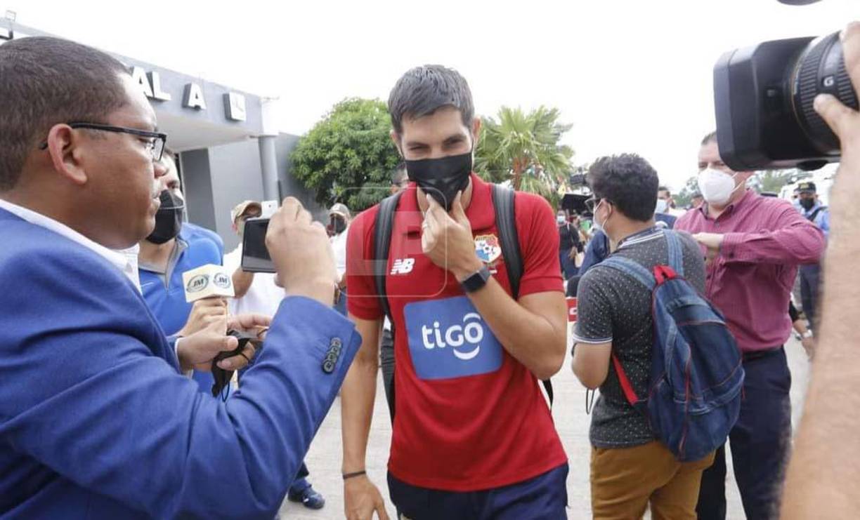 Jaime Penedo es el actual preparador de porteros de la Selección Nacional de Panamá. Es recordado por sus grandes actuaciones como cancerbero de la escuadra canalera.