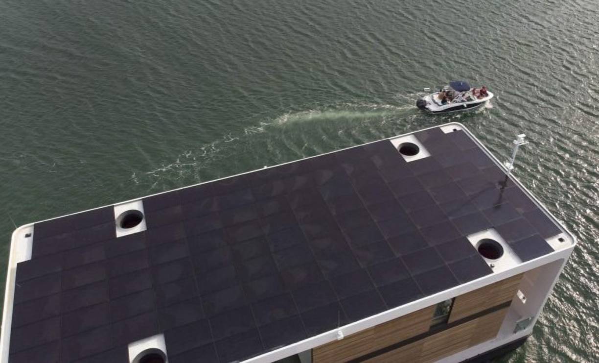 El proyecto Arkup fue diseñado por los franceses Arnaud Luguet y Nicolas Derouin para prevenir los desplazamientos en las costas del sur de Florida, amenazadas por el incremento del nivel del mar.