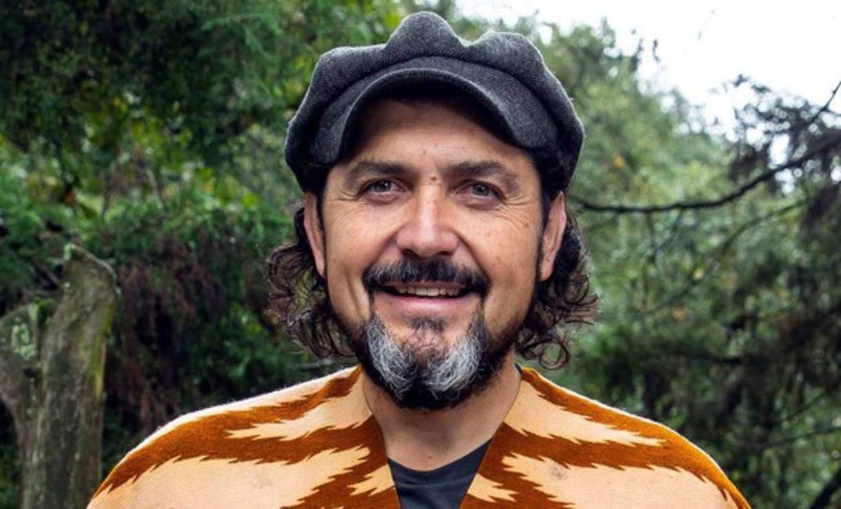 Reyli fue centro de las noticias no solo por su voz, si no también por sus problemas de alcoholismo entre 2002 a 2008 y por las cuales tuvo que recurrir muchas veces a centros de rehabilitación.