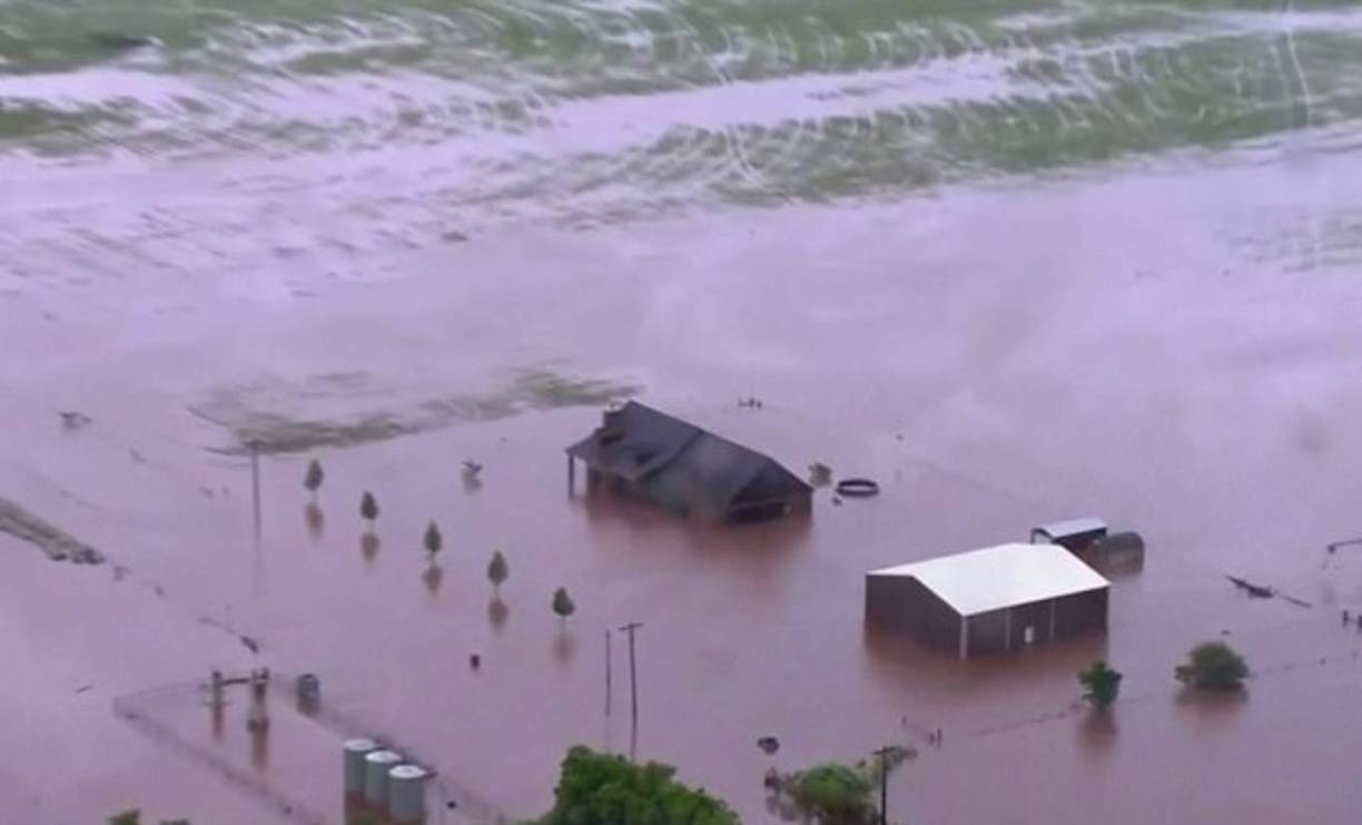 El SMN ha emitido una alerta de 'alto riesgo' por clima severo desde el noroeste de Texas hasta el oeste de Oklahoma, donde hay mayor probabilidad de fuertes tornados.