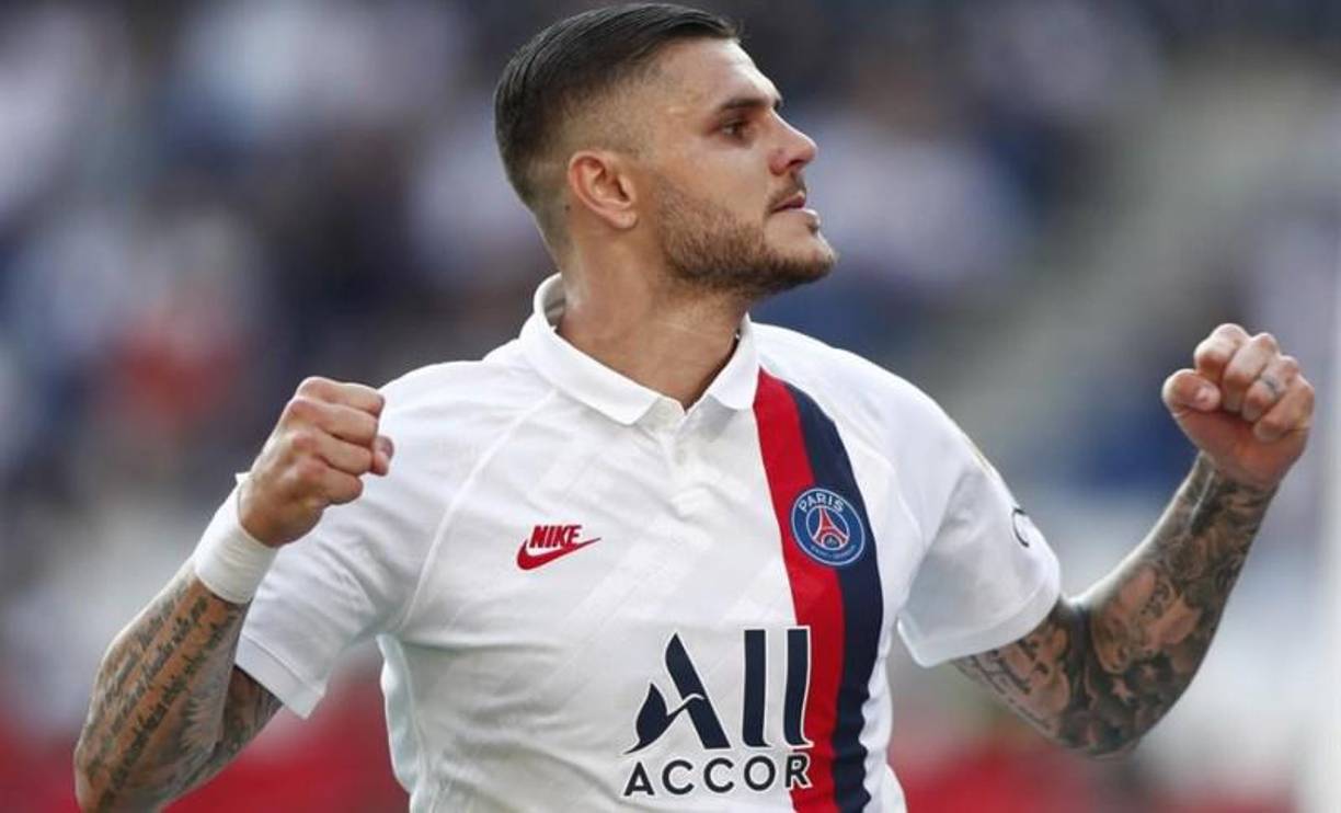 De acuerdo con la información de ‘RMC Sport’, Wanda Nara, representante de Mauro Icardi, se habría reunido con agentes del Monza. El recién ascendido a la Serie A está en busca de un delantero veterano y el argentino del PSG está en la mira.