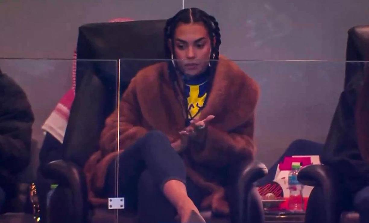 En el palco del estadio se encontraba Georgina Rodríguez, que con nuevo look aplaudía a su pareja Cristiano Ronaldo.