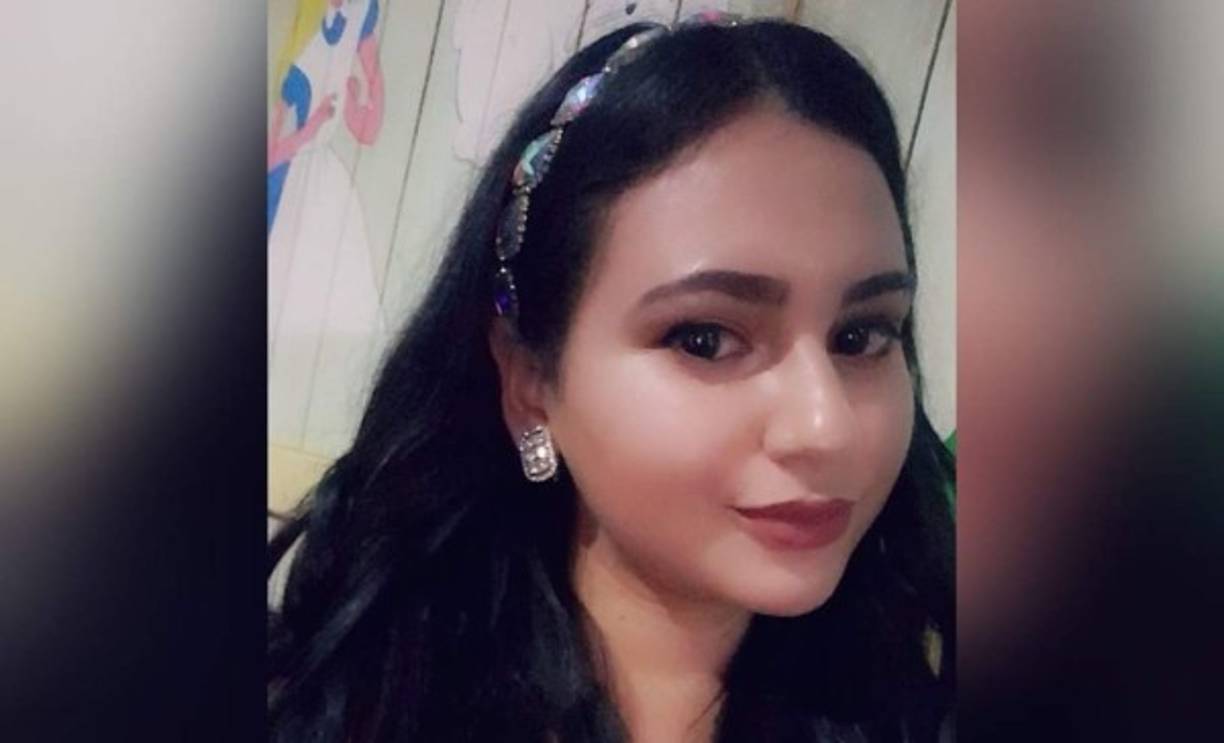 Jerly Dariely vestía pantalón azul y camisa negra sin mangas, su cuerpo presentaba señales de descomposición.