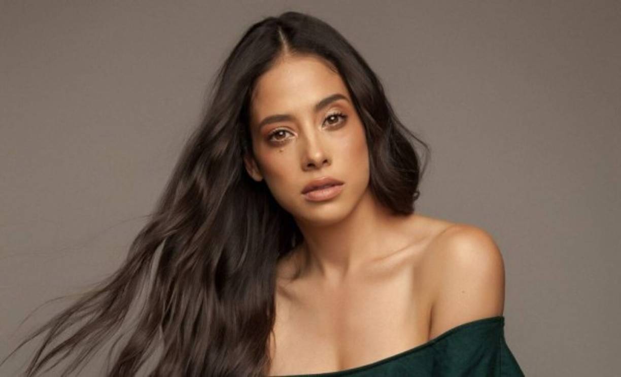 “Me estaban diciendo que está empezando a peligrar la telenovela 'Te acuerdas de mí', que están viendo si la bajan de horario porque ahorita ya va en 2 millones 200 mil espectadores, o sea le está yendo muy mal a la novela. Y que hicieron un focus group y que Fátima Molina no ha gustado, no ha gustado su aspecto físico”, se dijo en el programa.<br/><br/>