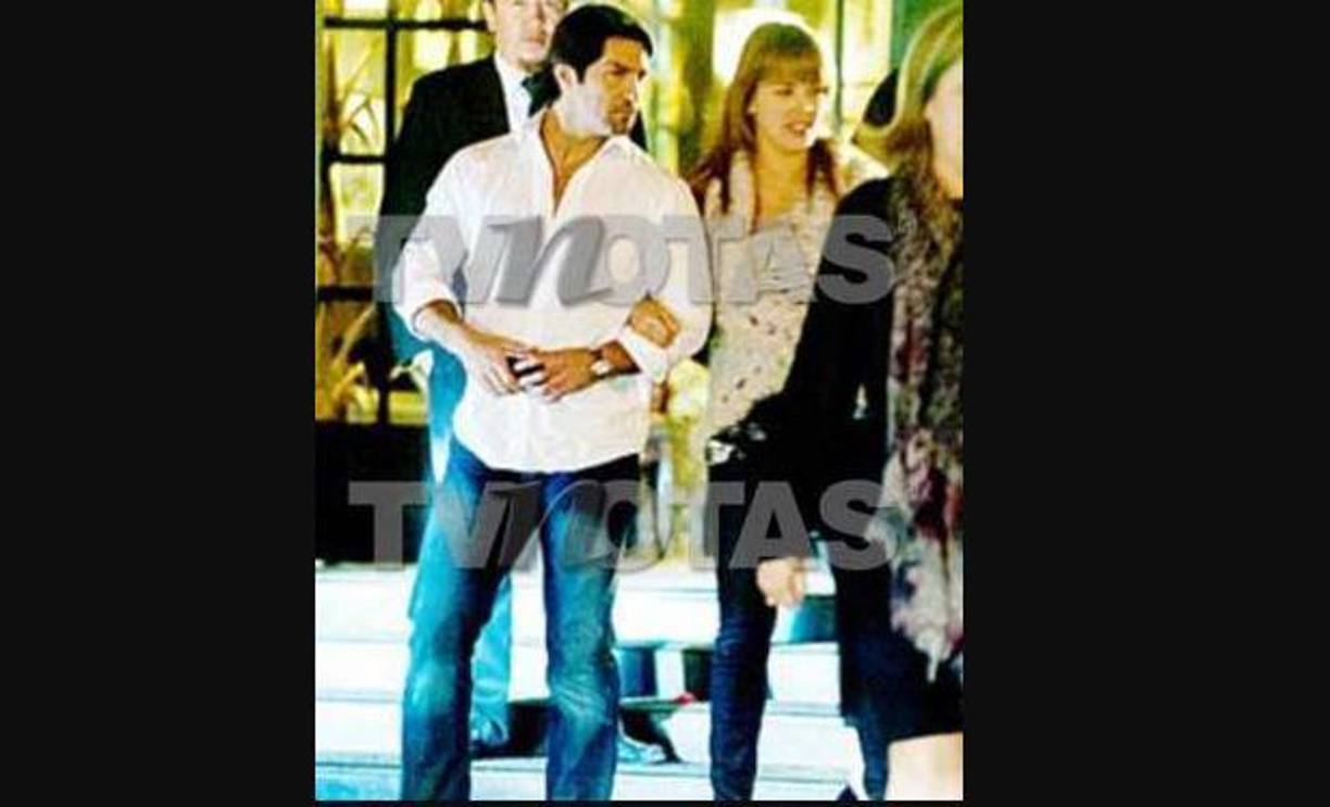 Y en una reciente entrevista, Alicia Machado confesó que también tuvo una relación con el actor mexicano Arturo Carmona. 