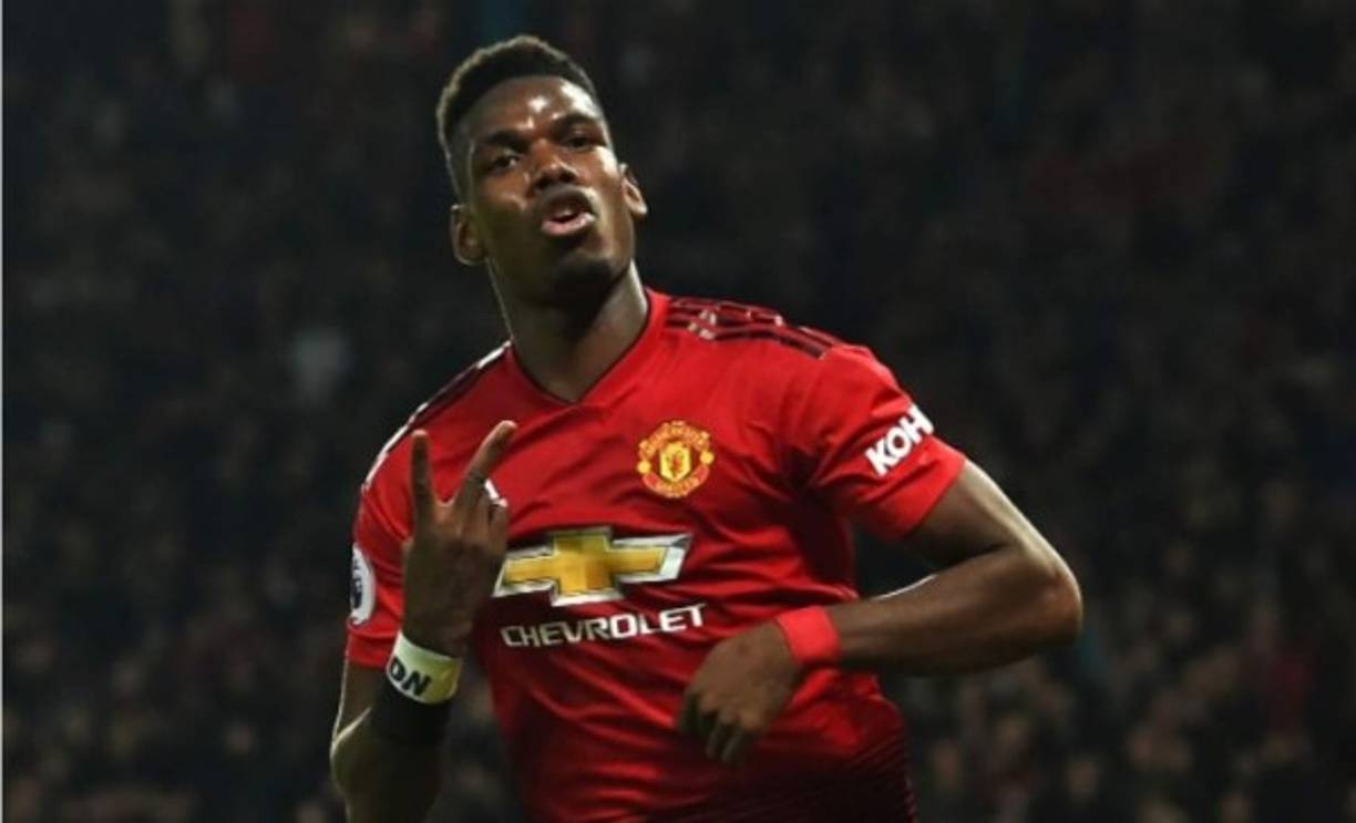 Paul Pogba espera que el Real Madrid reactive la opción de su fichaje. El mediocampista ya está con la Selección de Francia después de unas vacaciones en Abu Dabi, pero sigue pendiente de su futuro. El Manchester United le ofrece renovar y ser capitán.