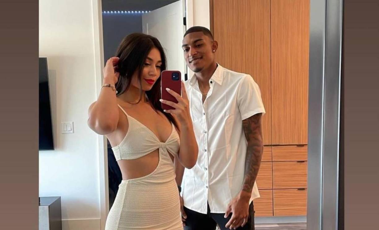 La bella olanchana Yensy Bonilla es la chica que conquistó el corazón del centrocampista hondureño Joseph Rosales.