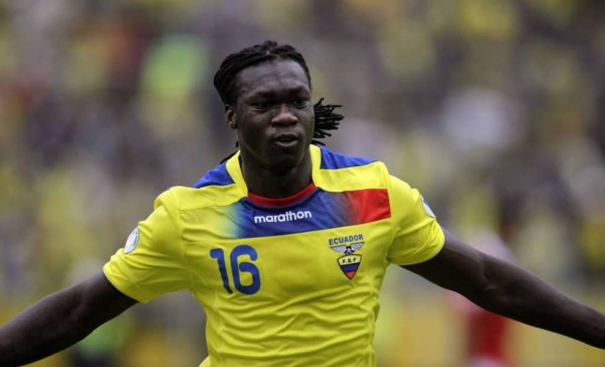 Felipe Caicedo. Fue elegido el jugador más feo de la Copa América en 2011. El ecuatoriano, que milita en el Espanyol, se considera feo pero carismático.