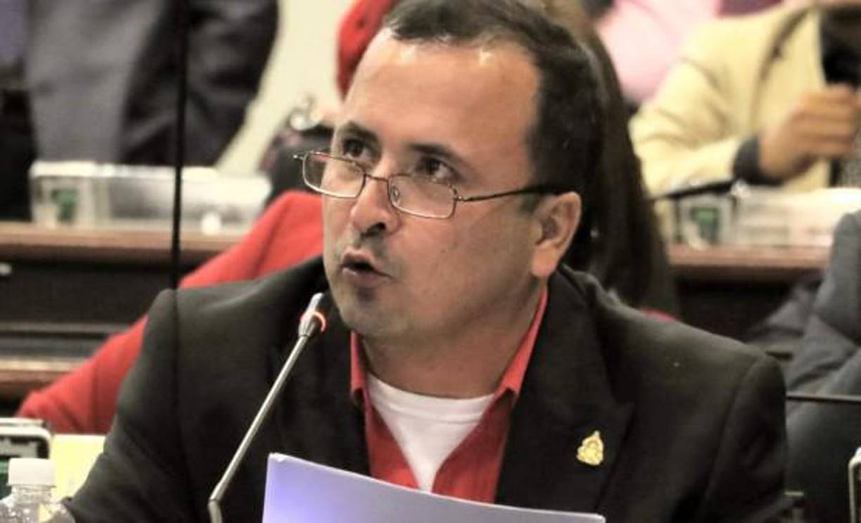 Castellanos calificó como injusto etiquetar el video como un “narcovideo”, argumentando que, en ese momento, los involucrados no eran reconocidos públicamente como narcotraficantes.