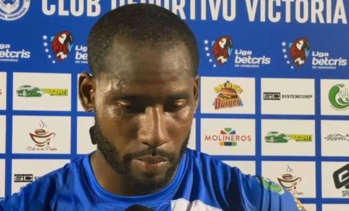 El central Dabirson Antonio Castillo no seguirá en las filas del Victoria de cara a la próxima temporada. 