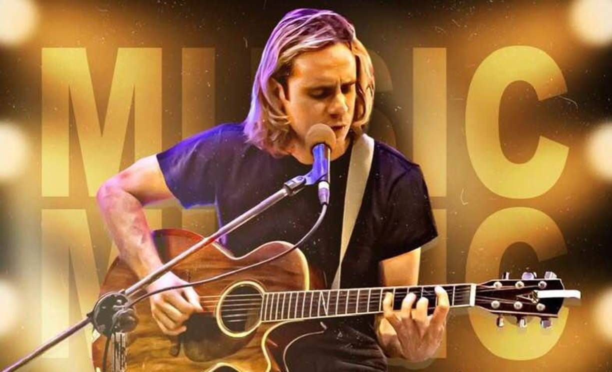 <b>FERDINANDO ZORNITA</b>El cantante sampedrano llega este viernes a Cuzzul, frente a laso oicinas del canal JBN en la 18 avenida, entre 9 y 10 calles de la colonia Trejo. La noche acústica comienza a las 8:00 pm 