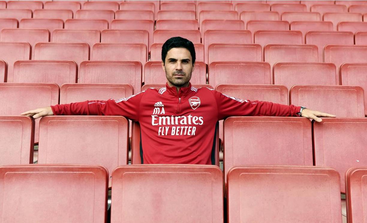 Mikel Arteta seguirá ligado al Arsenal las próximas temporadas. El entrenador español del conjunto ‘gunner’ ha renovado su contrato hasta el final de la temporada 2024-25. “Estoy muy emocionado, agradecido y muy feliz. Queremos llevar al club a un nivel más alto y competir con los mejores. Para ello, hay que jugar la Champions”, afirmó.