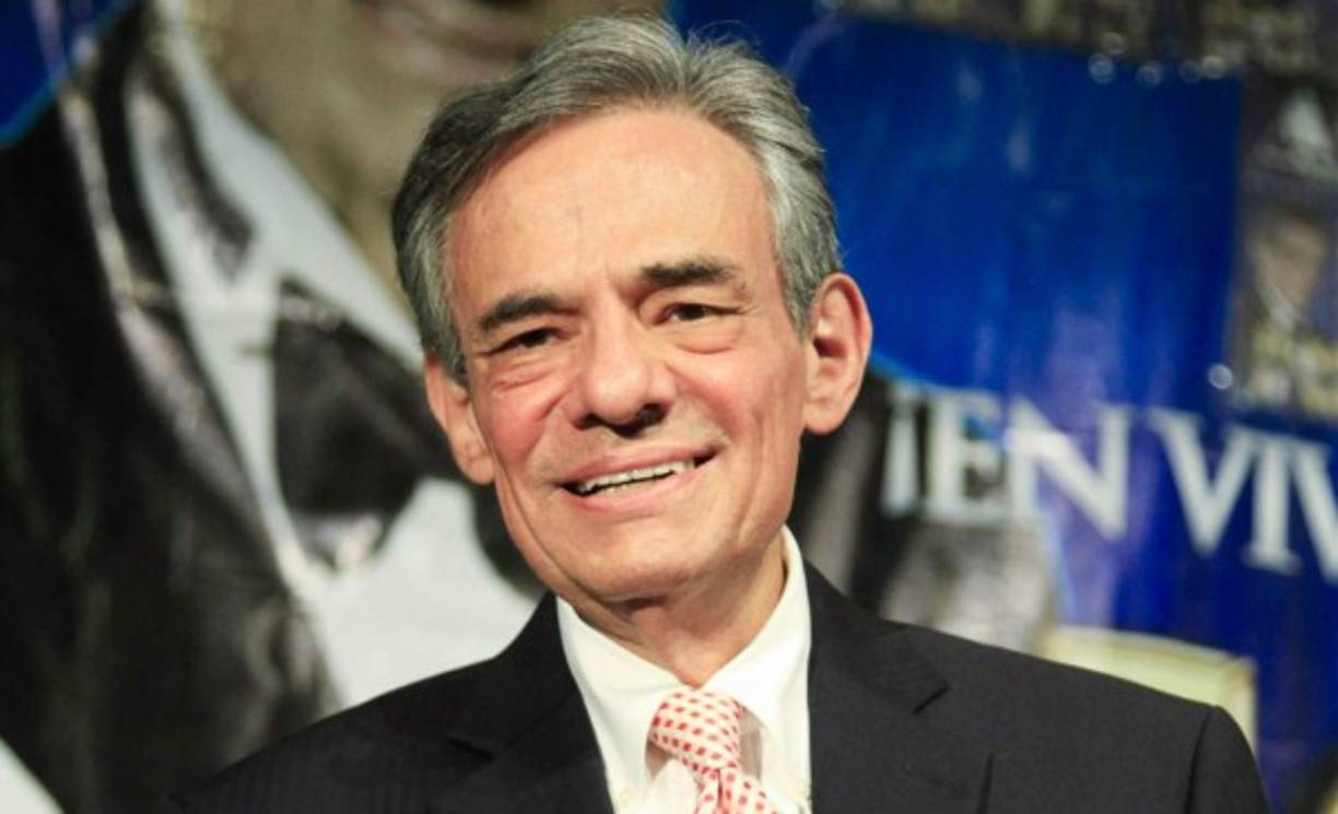 José José murió el 28 de septiembre de 2019 en Homestead, Florida, a los 71 años. El artista luchó por varios años contra el cáncer de páncreas.