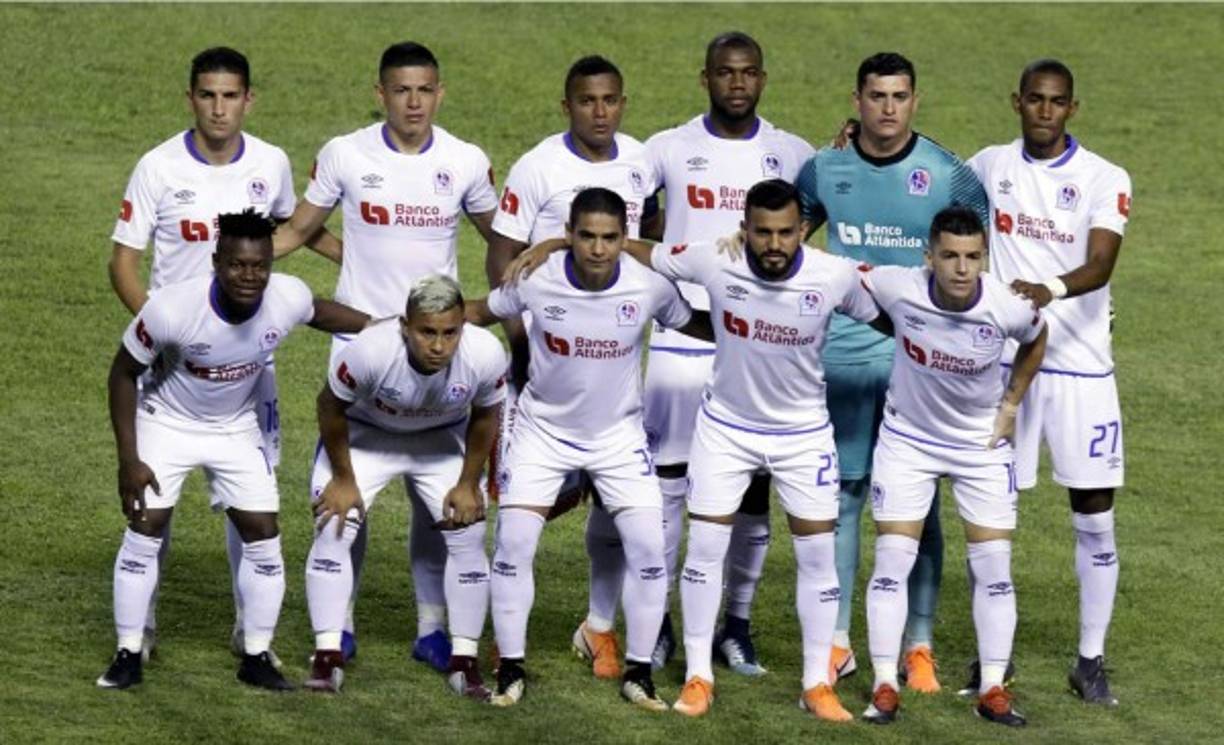 El 11 titular del Olimpia que enfrentó al Comunicaciones en la Liga Concacaf.
