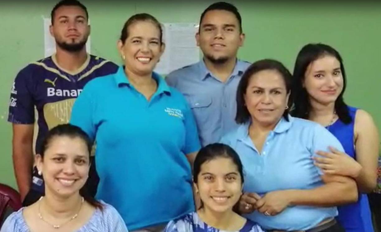 Claudia Medina tenía un hijo, a quien dedicó mucho esfuerzo para sacarlo adelante.