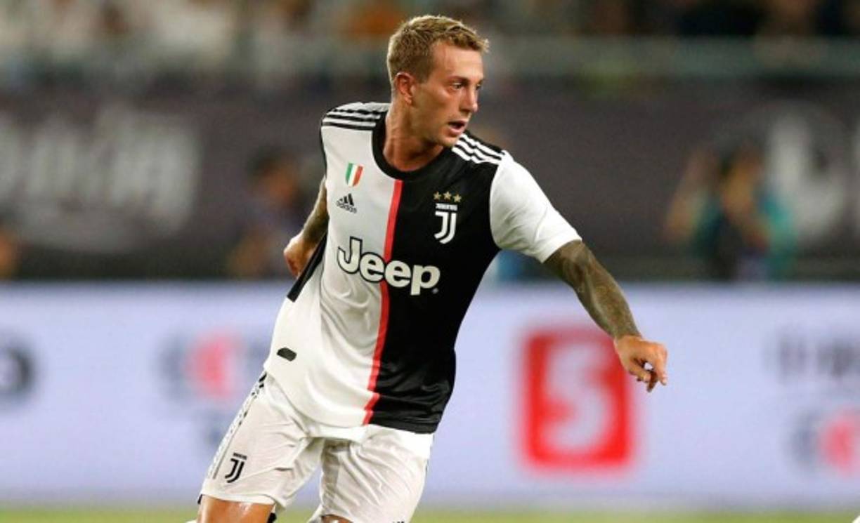 Federico Bernardeschi: El ofensivo italiano es otro de los que podría dejar a la Juventus para la próxima campaña.