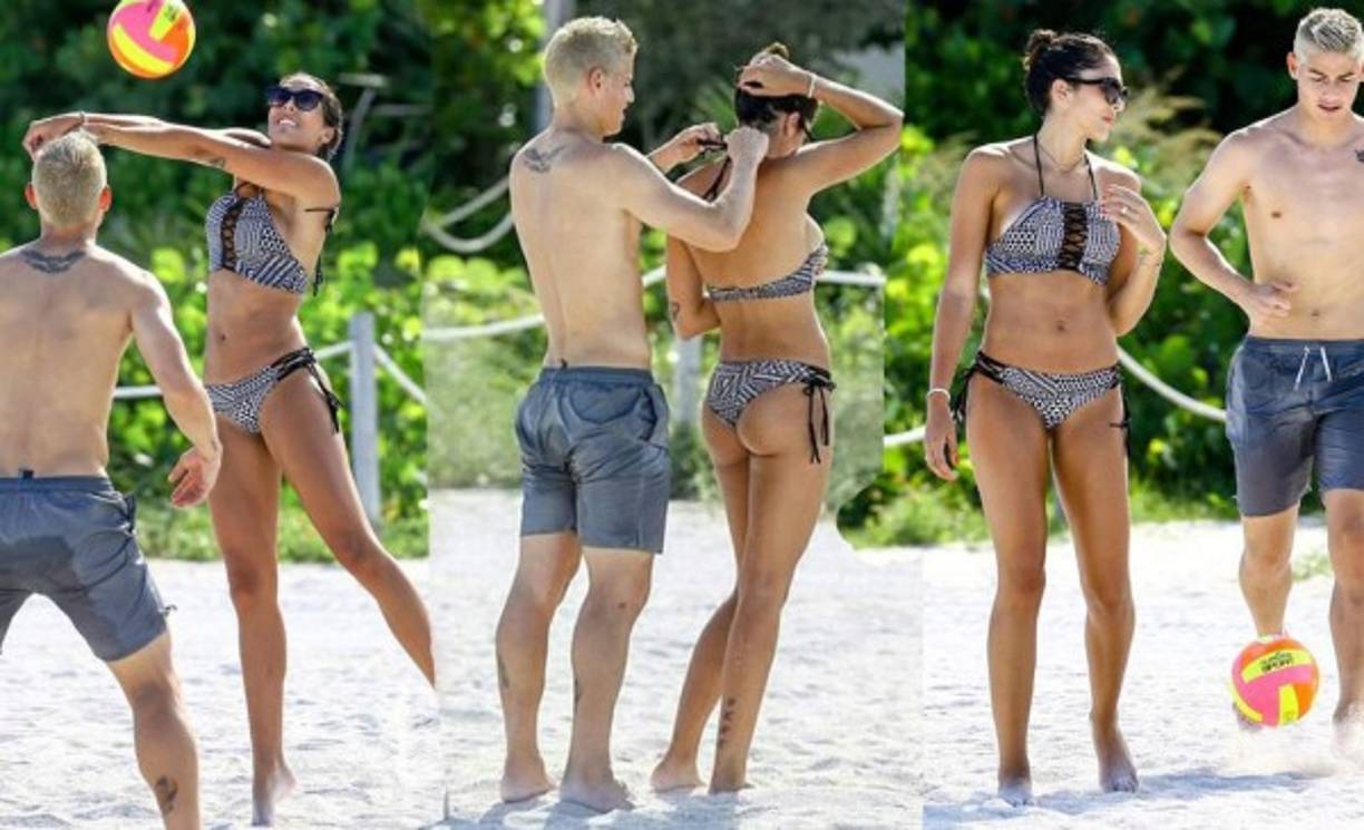 Players tend to Napoli's Colombian goalkeeper David Ospina (Bottom L) after he was injured during the Italian Serie A football match Napoli vs Udinese at the San Paolo stadium in Naples. (Photo by Carlo Hermann / AFP)