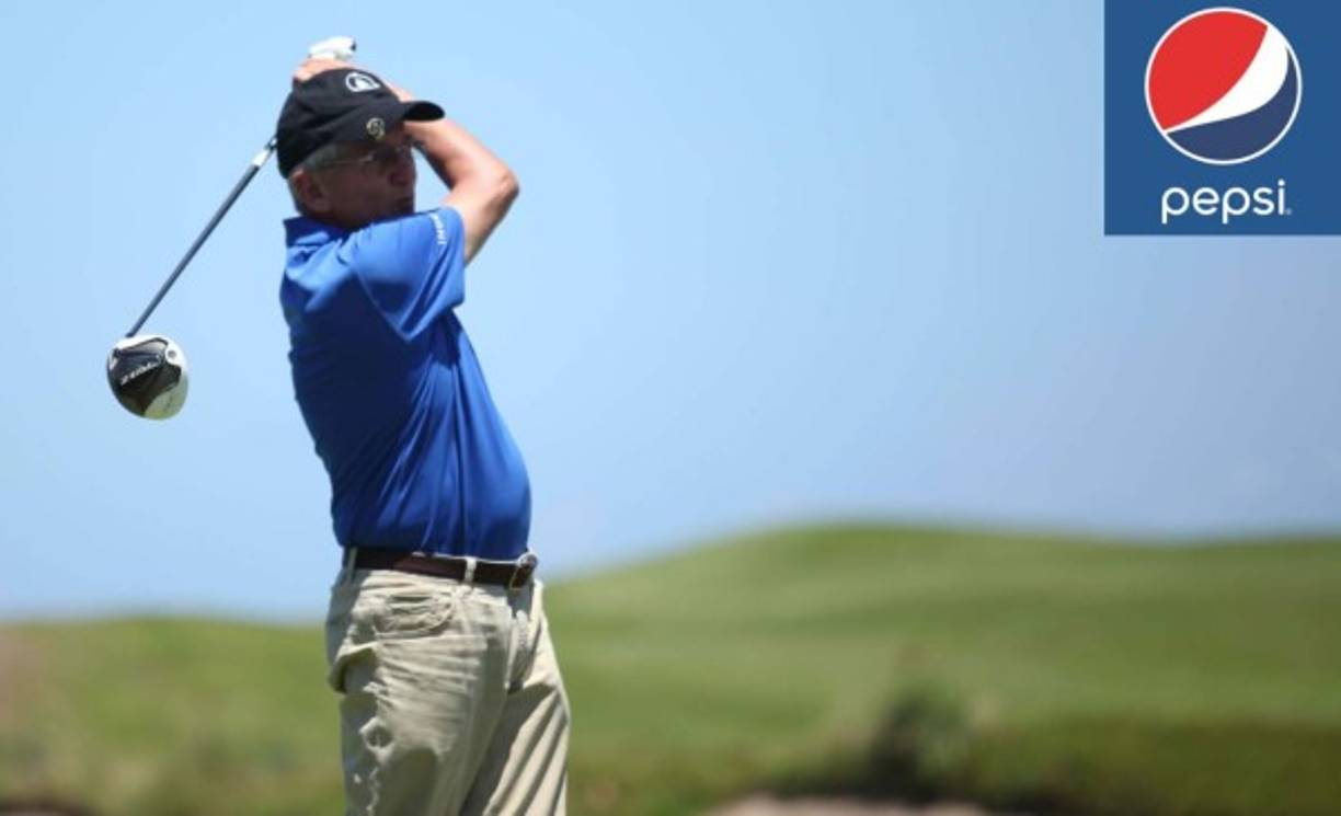 Personalidades como el expresidente de Honduras, Ricardo Maduro, fueron parte del grupo de jugadores que quisieron tener la experiencia de interactuar con los 'pros'.