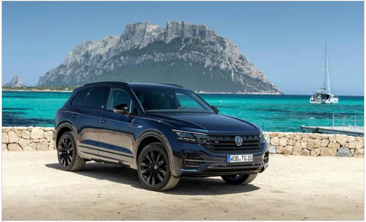 Cuando no le apetece utilizar vehículos llamativos, Kylian Mbappé se desplaza en un Volkswagen Tiguan de 57,000 dólares. Se trata de un auto cuyo motor diésel posee una cilindrada de 1968 cc. Es espacioso en el interior y grande en el exterior, una historia totalmente diferente en comparación con los Ferraris. 