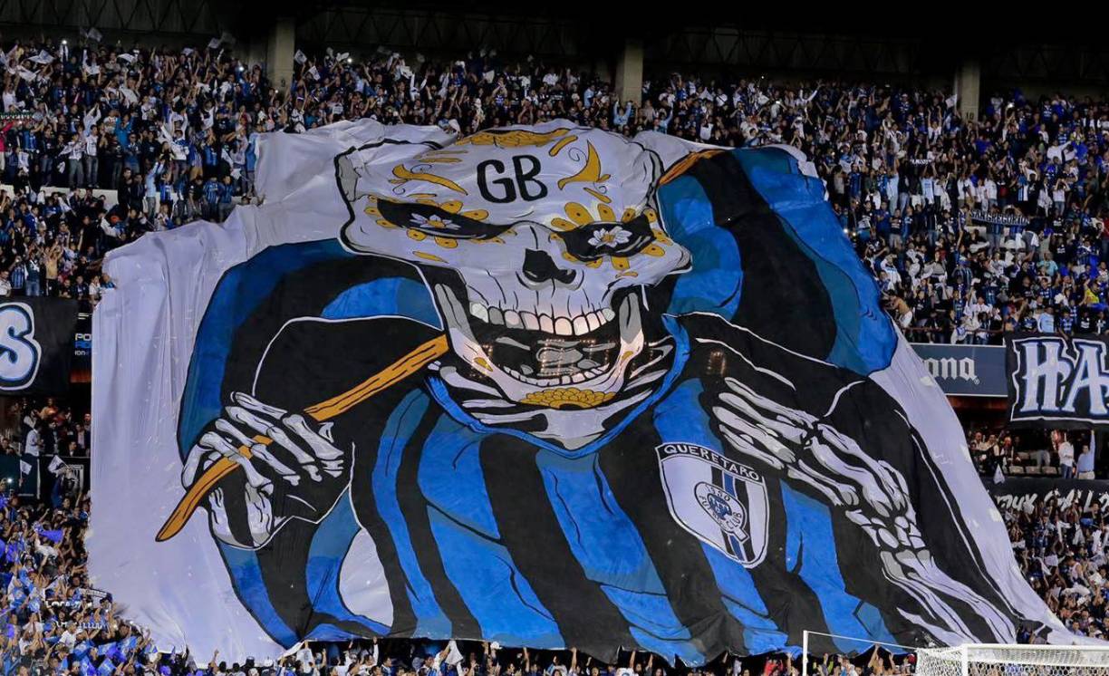 El Estadio Corregidora fue inaugurado el 5 de febrero de 1985 en presencia del presidente Miguel de la Madrid, siete meses antes de que el gobernador Camacho dejara su cargo, con la misión cumplida de haber construido un inmueble para la Copa del Mundo.